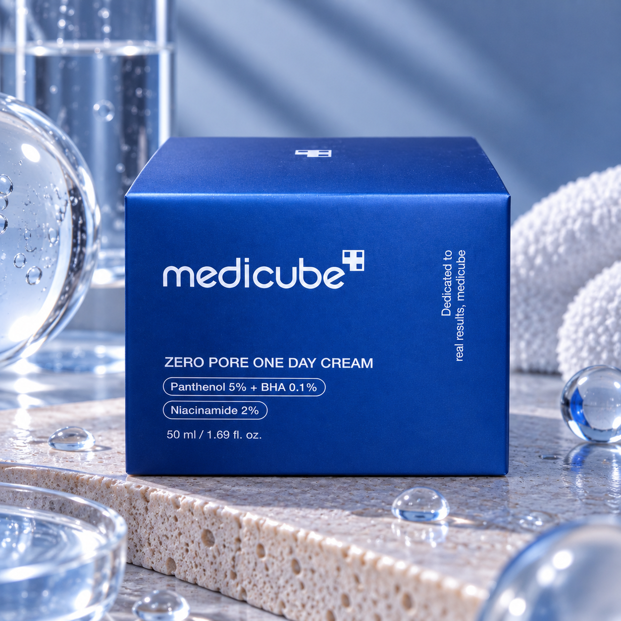 EB08DA9E-1321-46AD-98FB-3186A7024626 Medicube Zero Pore One Day Cream doos