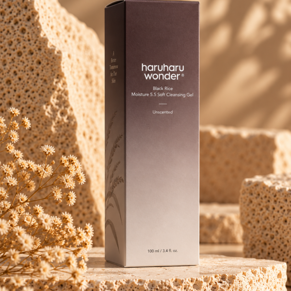 Haruharu Wonder Black Rice Moisture 5.5 Soft Cleansing Gel doos