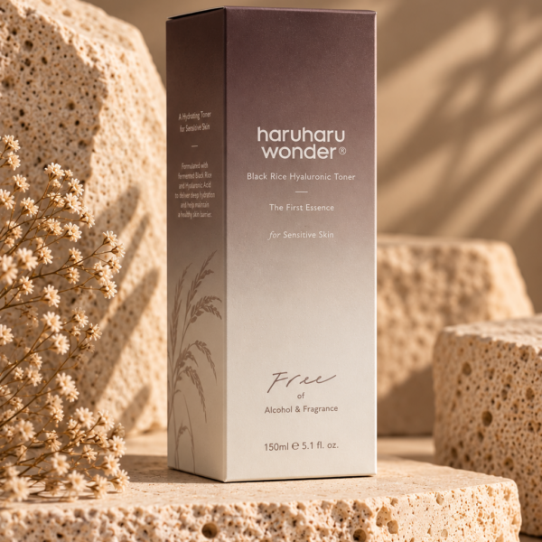 Haruharu Wonder Black Rice Hyaluronic Toner doos