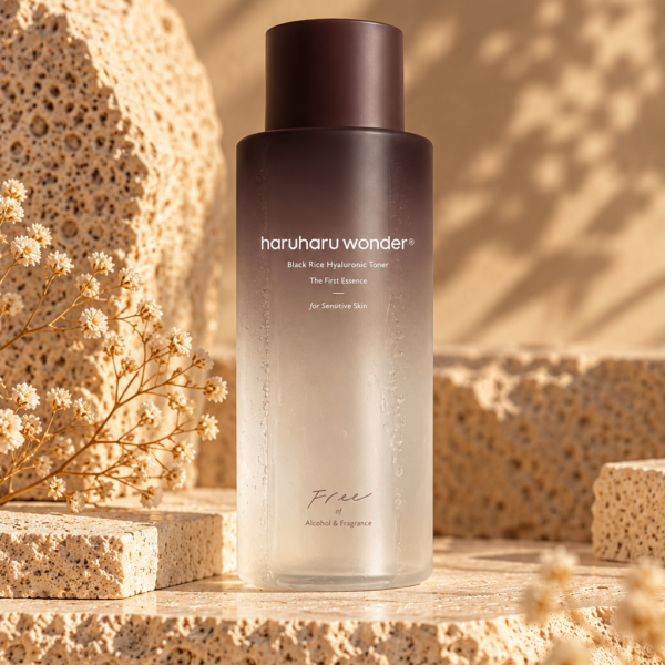 Haruharu Wonder Black Rice Hyaluronic Toner for Sensitive Skin 300ml flesje