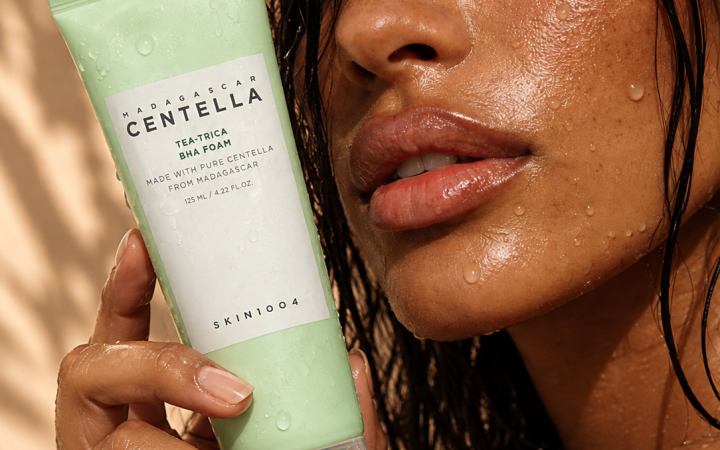 Skin1004 Madagascar Centella Tea-Trica BHA Foam model